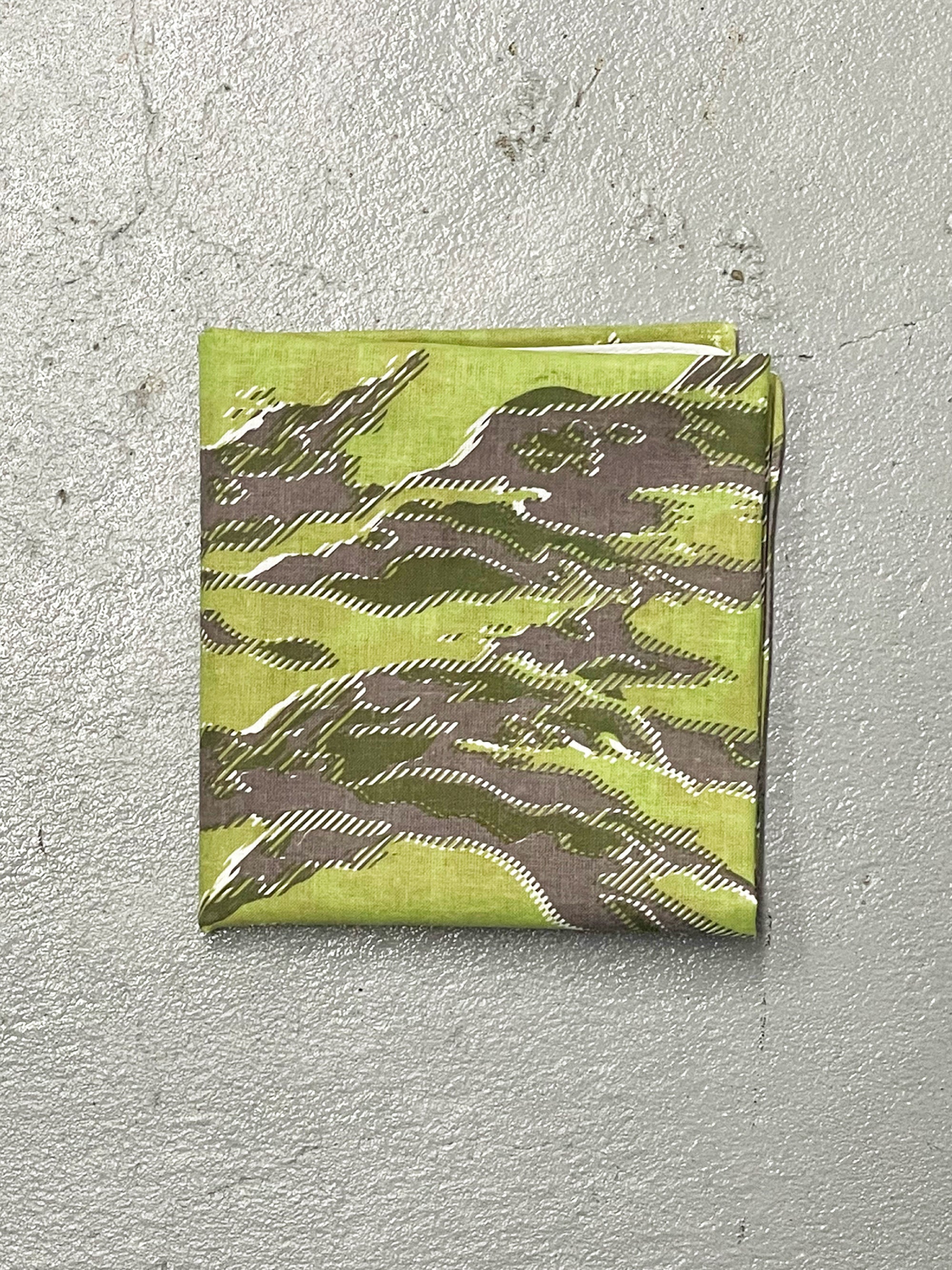 HEAT REACTIVE BANDANA