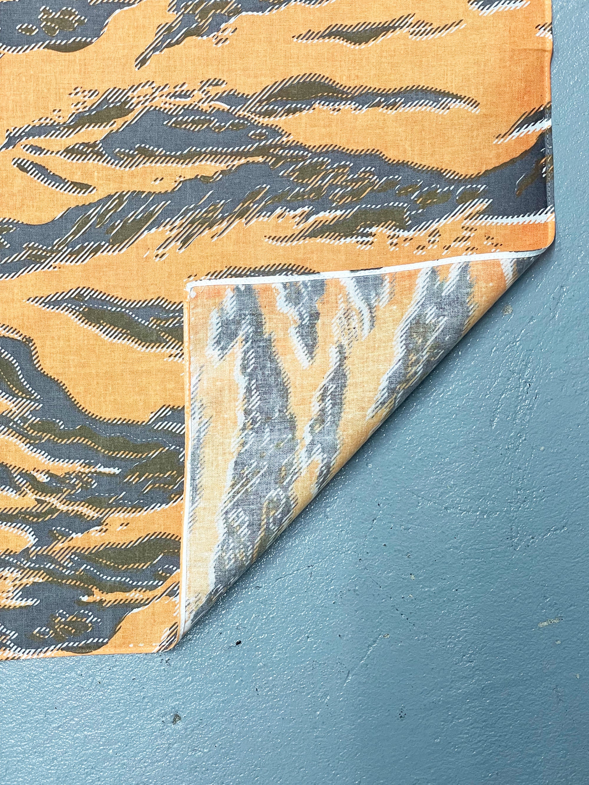 HEAT REACTIVE BANDANA