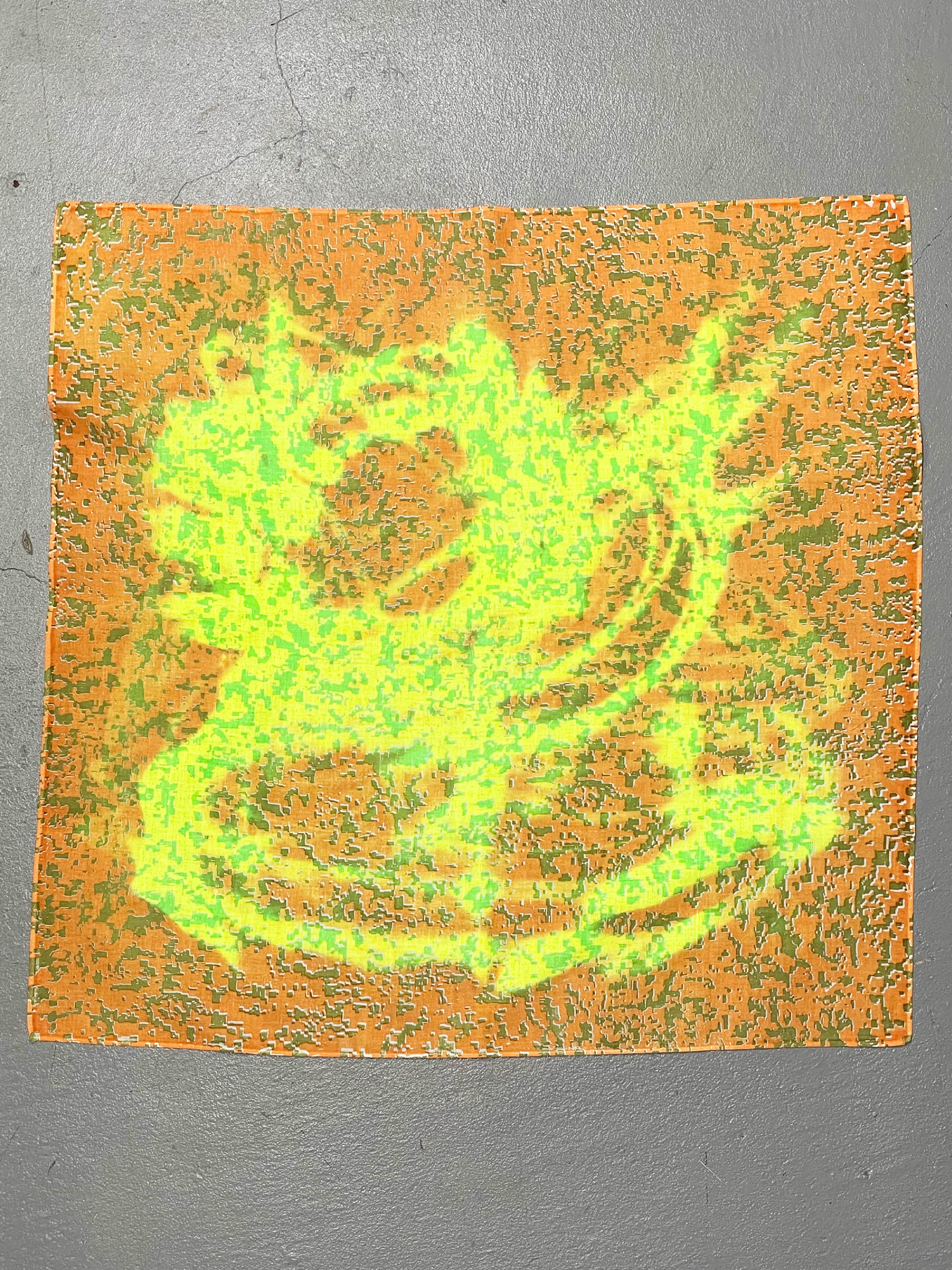 HEAT REACTIVE BANDANA