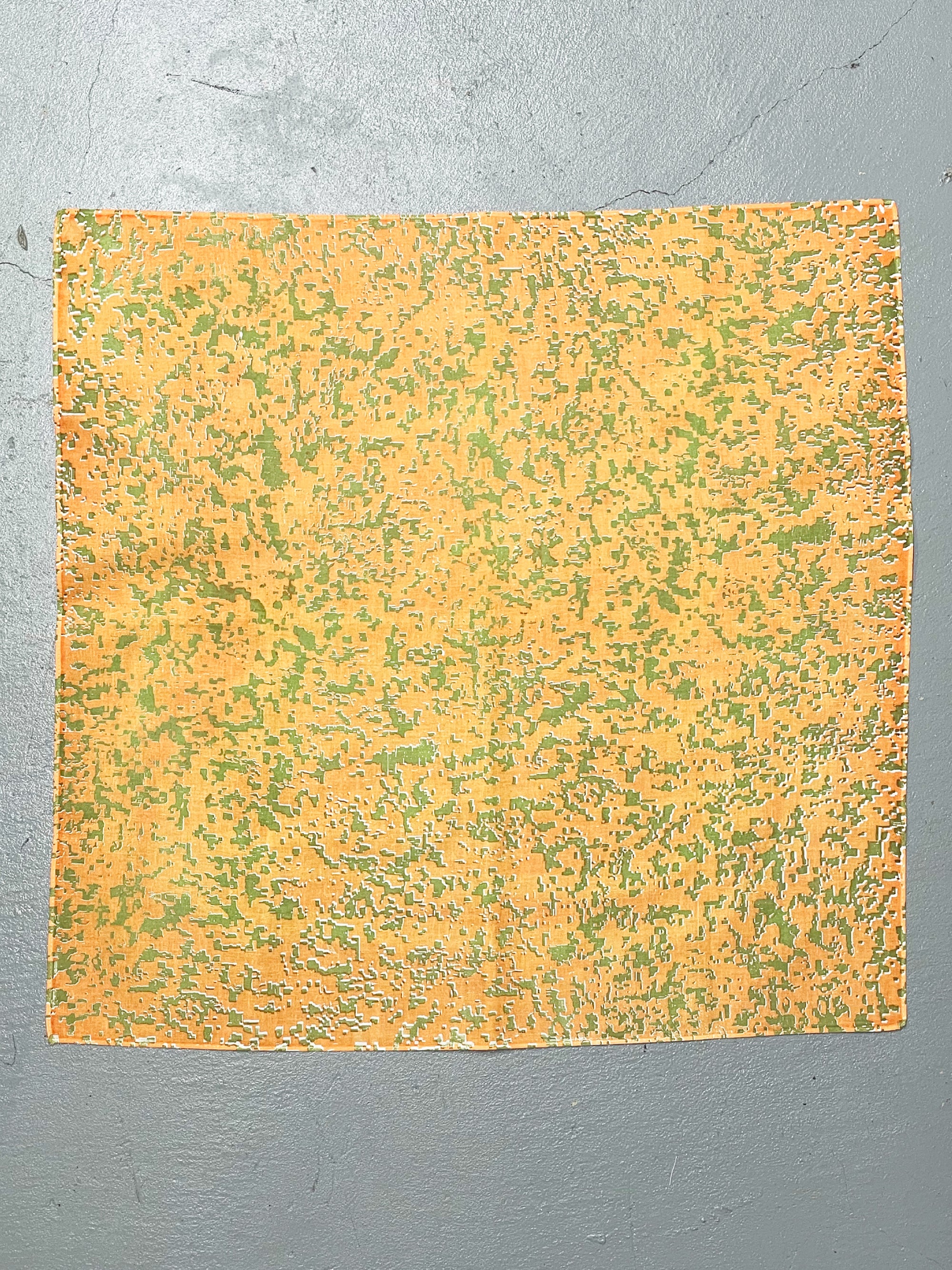 HEAT REACTIVE BANDANA