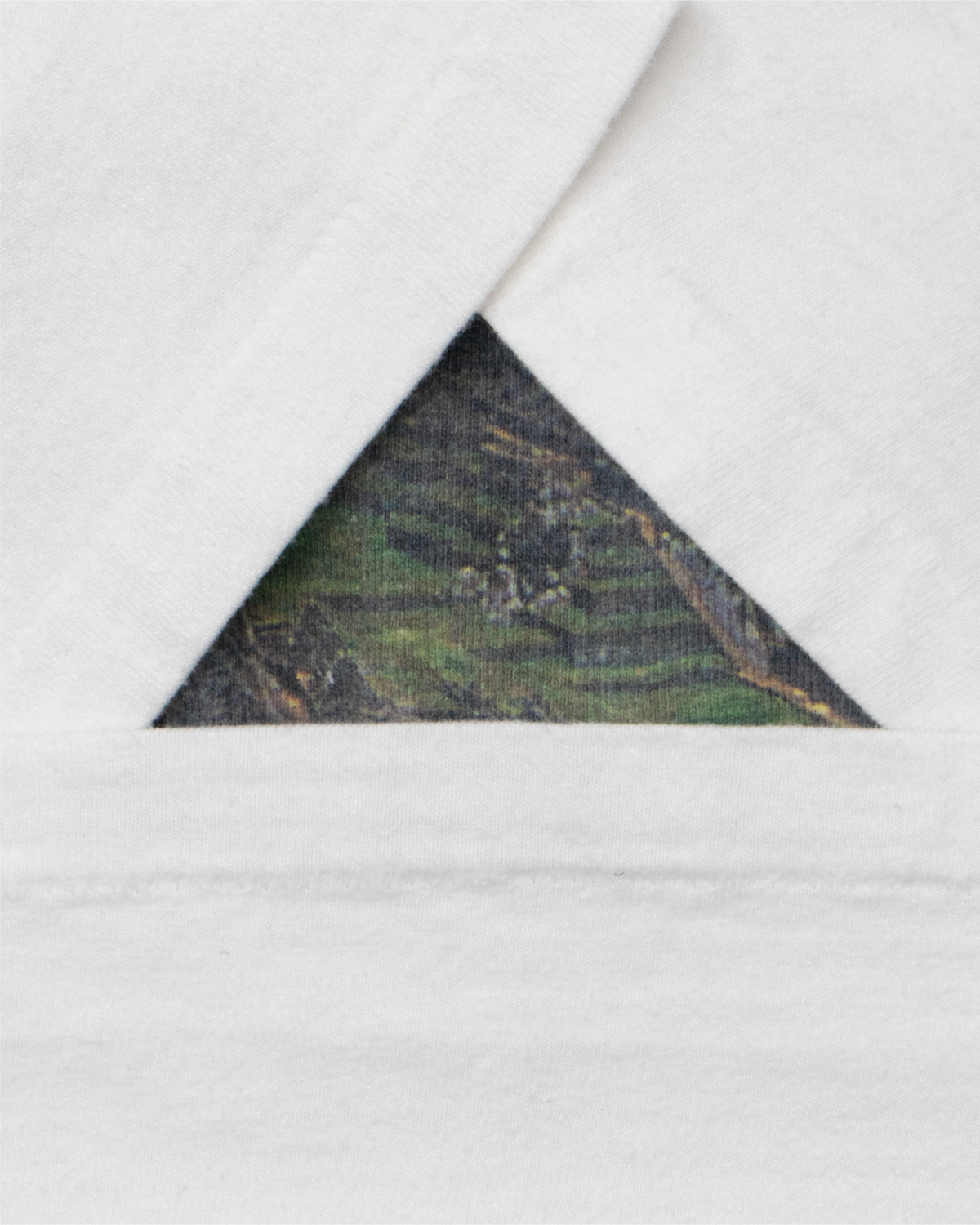 MACHU PICCHU RESTAURANT T-SHIRT (USED)