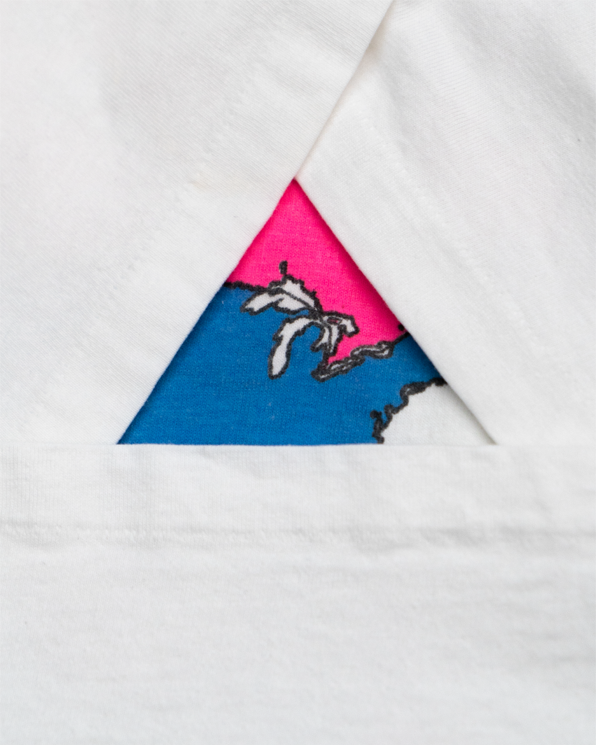 THE TRAVELER WORLD T-SHIRT (USED)