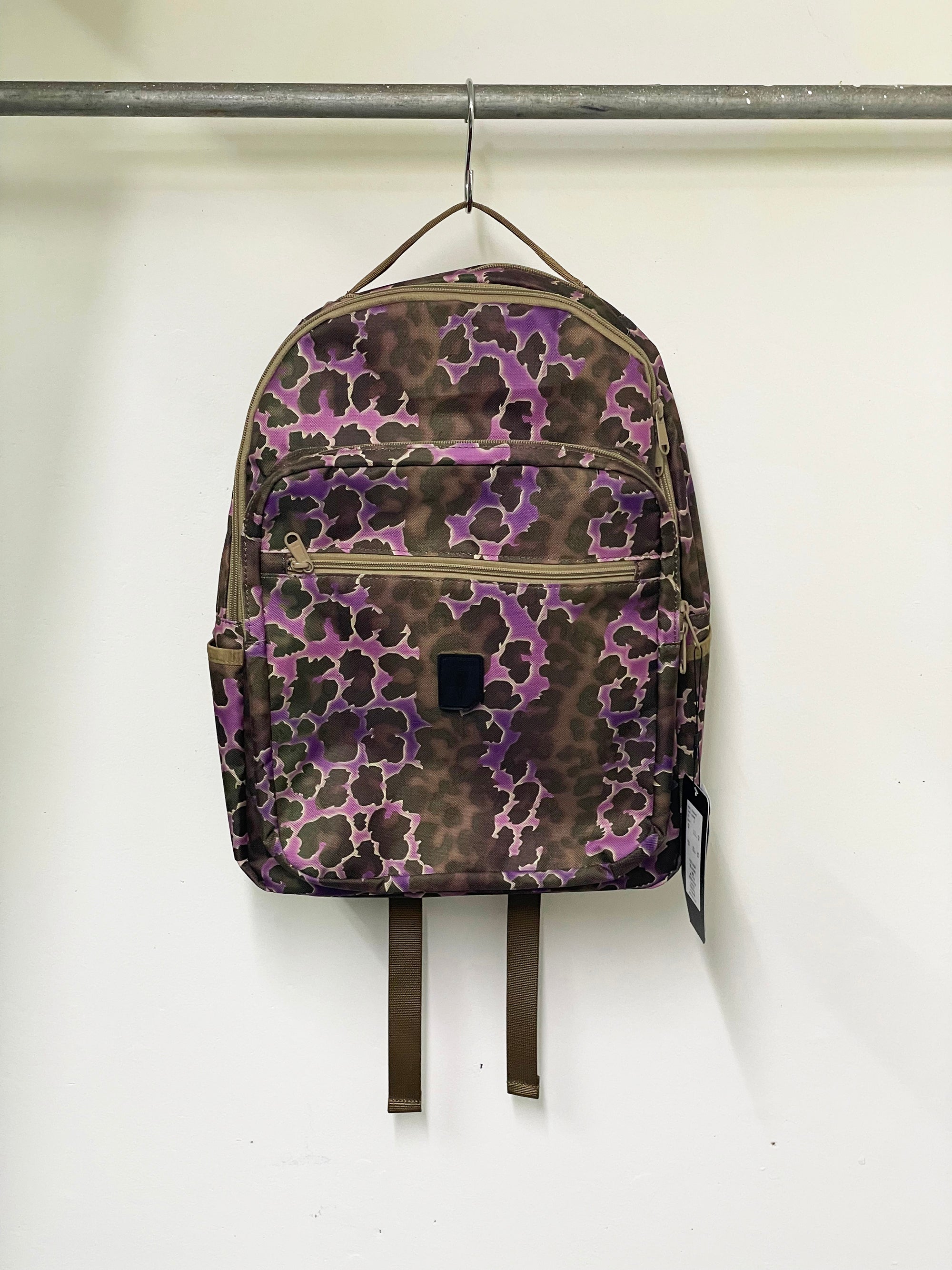 EVERYDAY BACKPACK LEOPARD