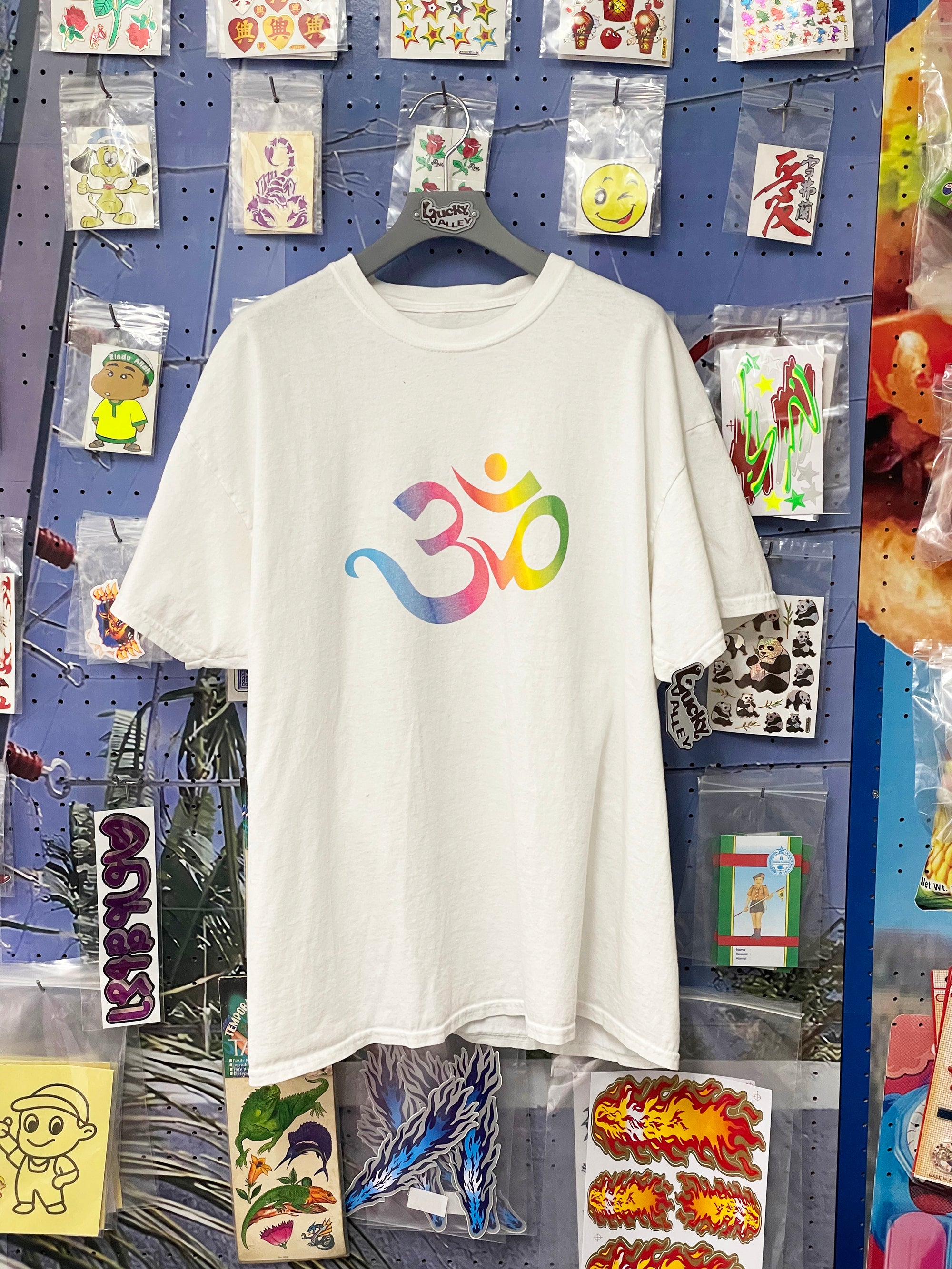 RAINBOW OM T-SHIRT (USED)
