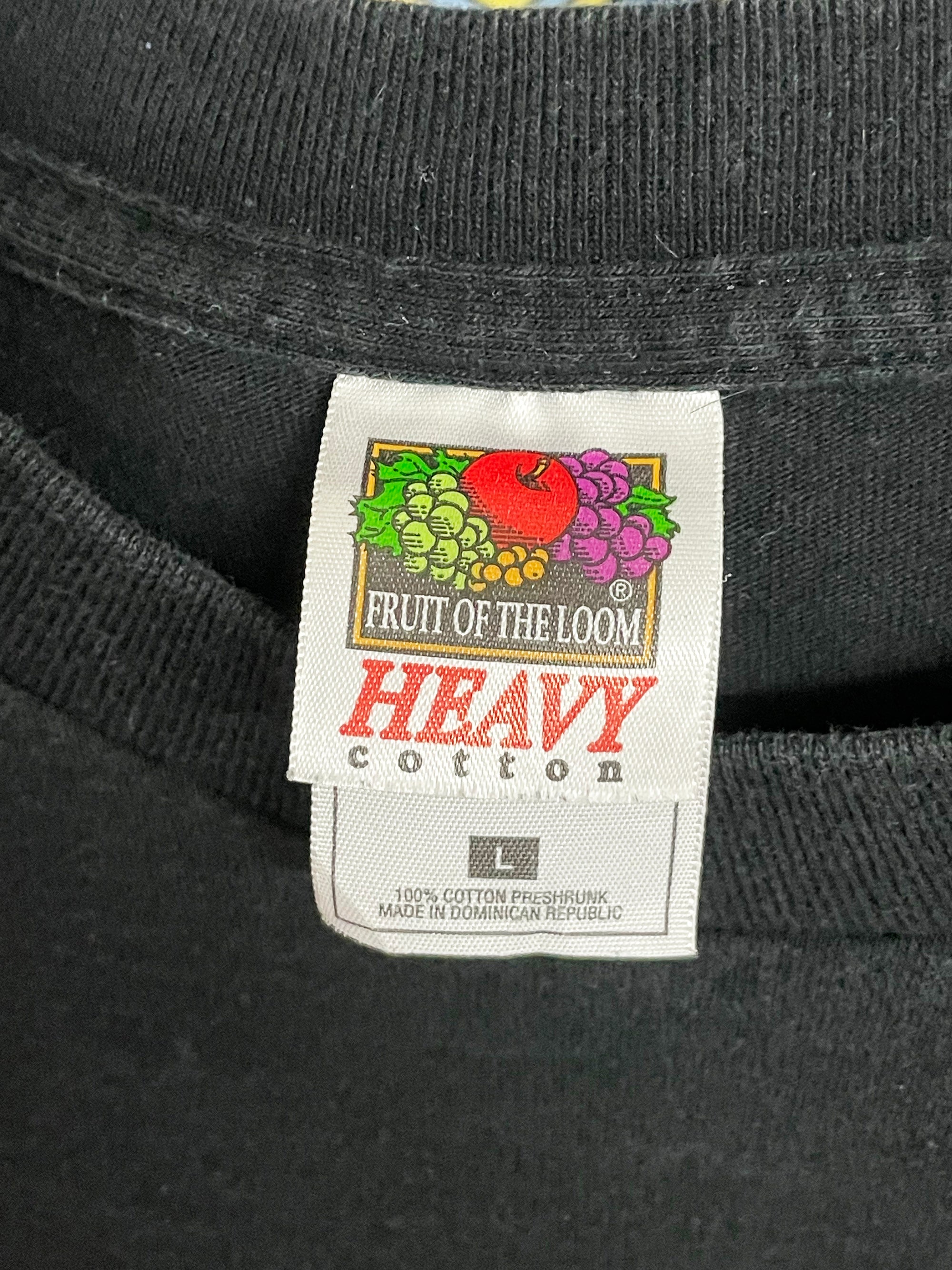 DRAGON DREAMS MUSEUM & GIFT SHOP T-SHIRT (USED)