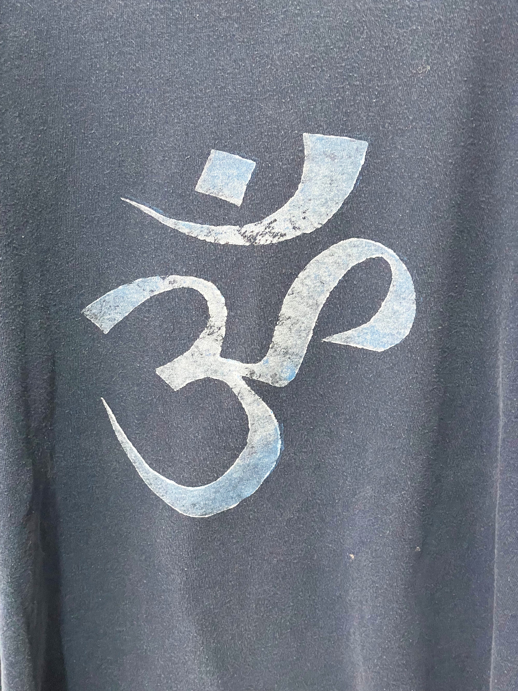 NAVY OM USED T-SHIRT (USED)