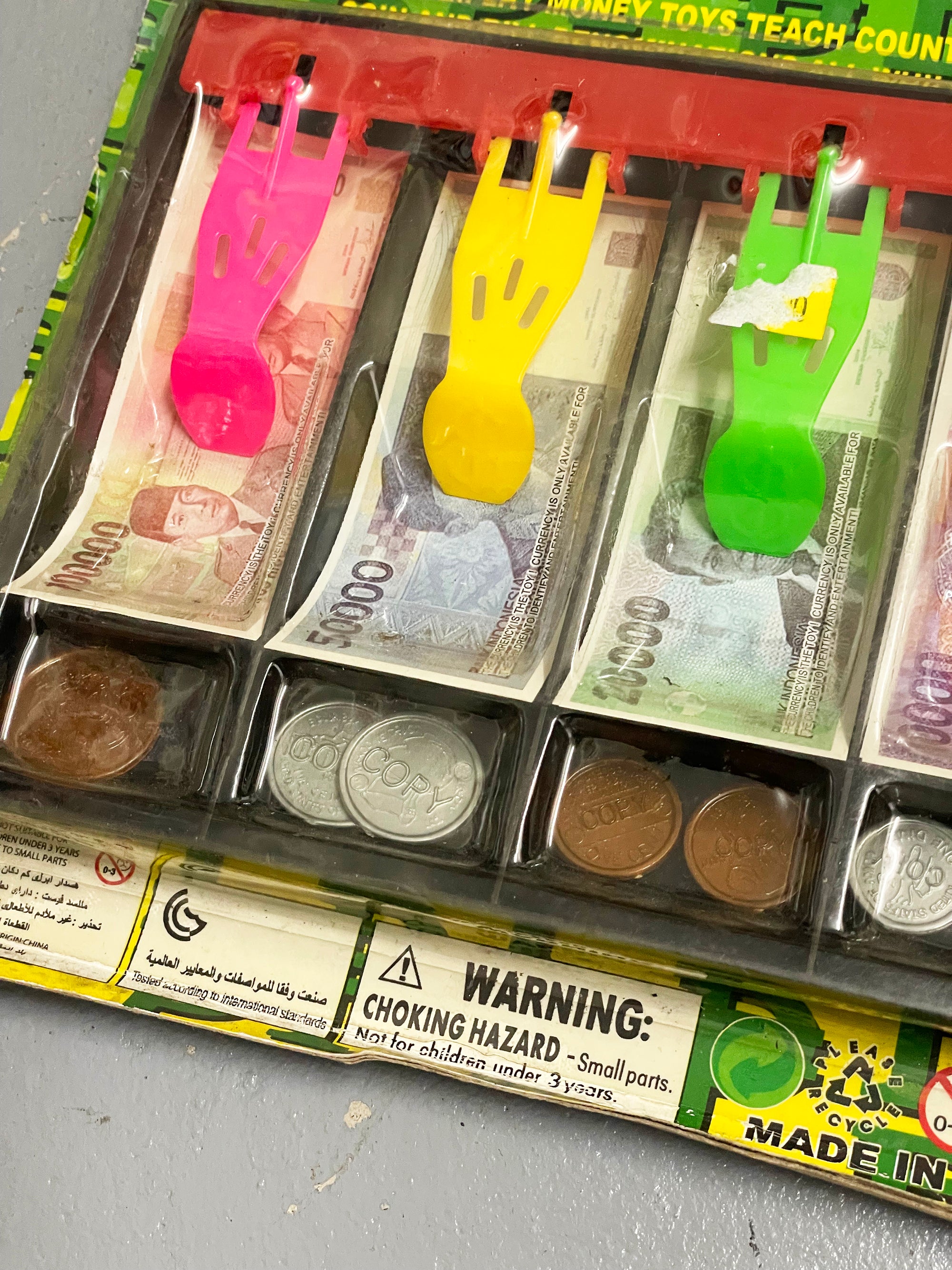Cashier