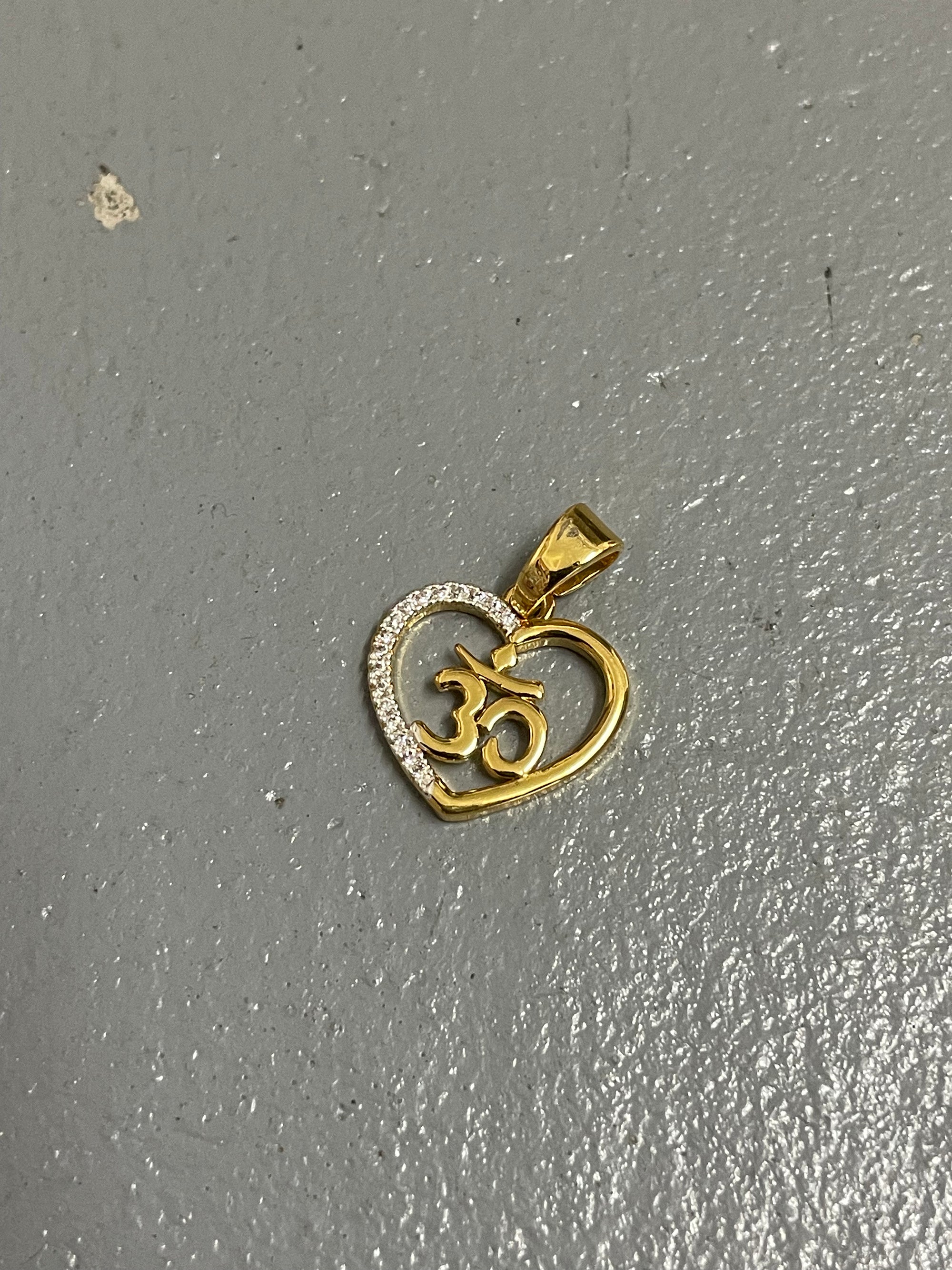 Phrakhrueang  ॐ