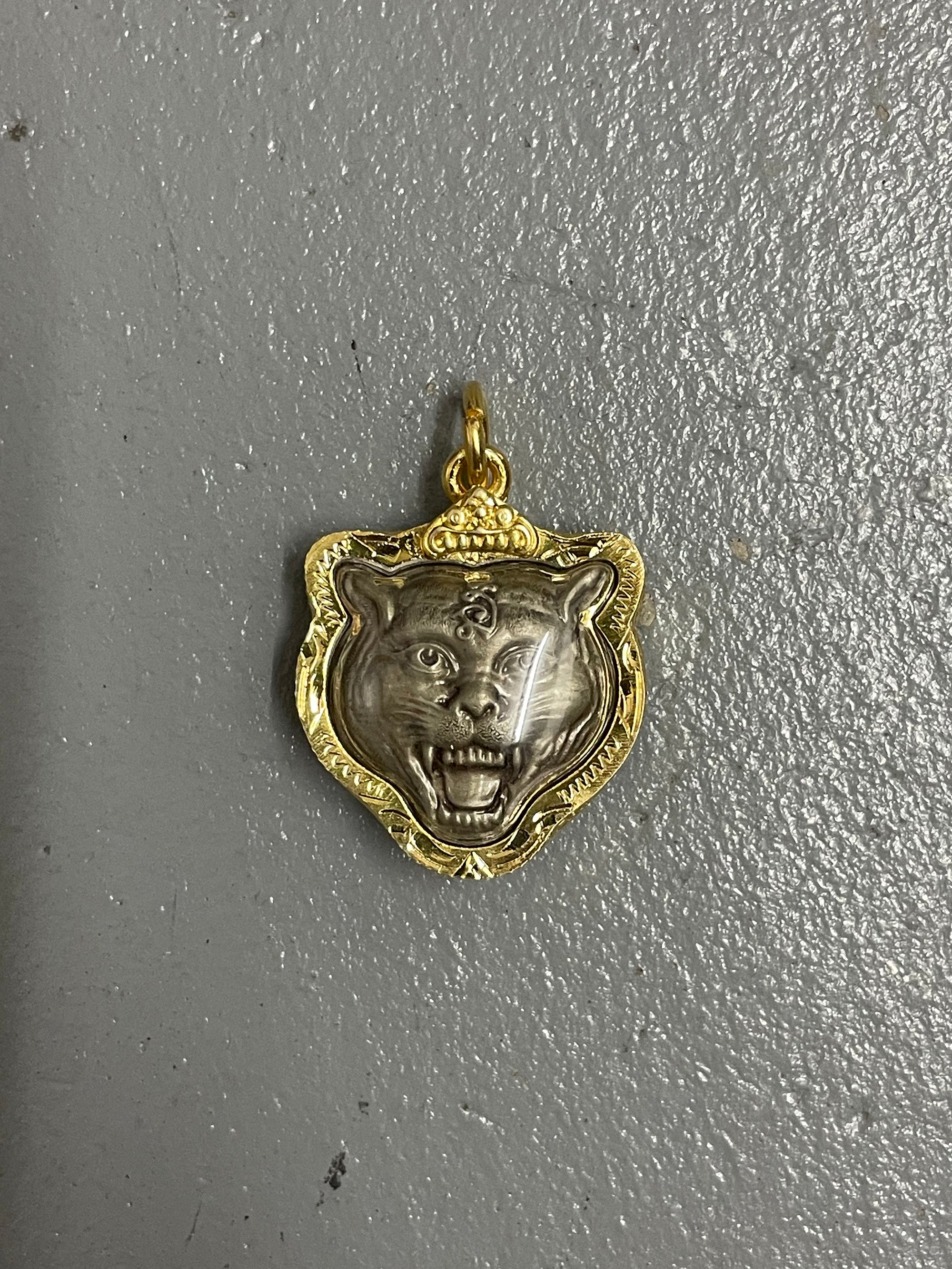 Phrakhrueang  Tiger Bronze