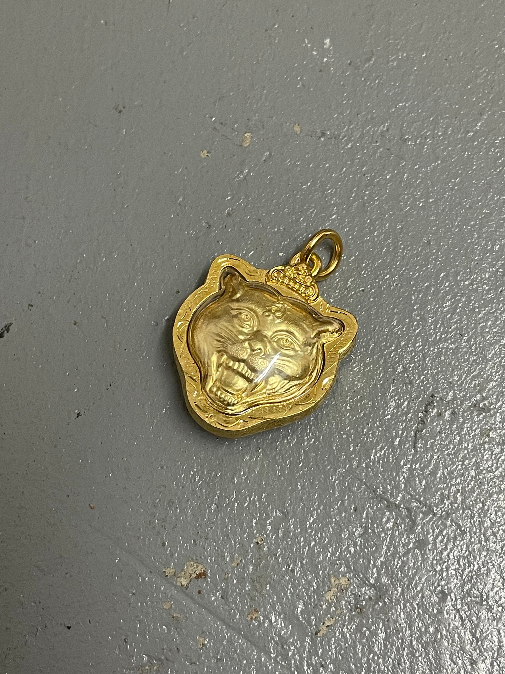 Phrakhrueang  Tiger Gold