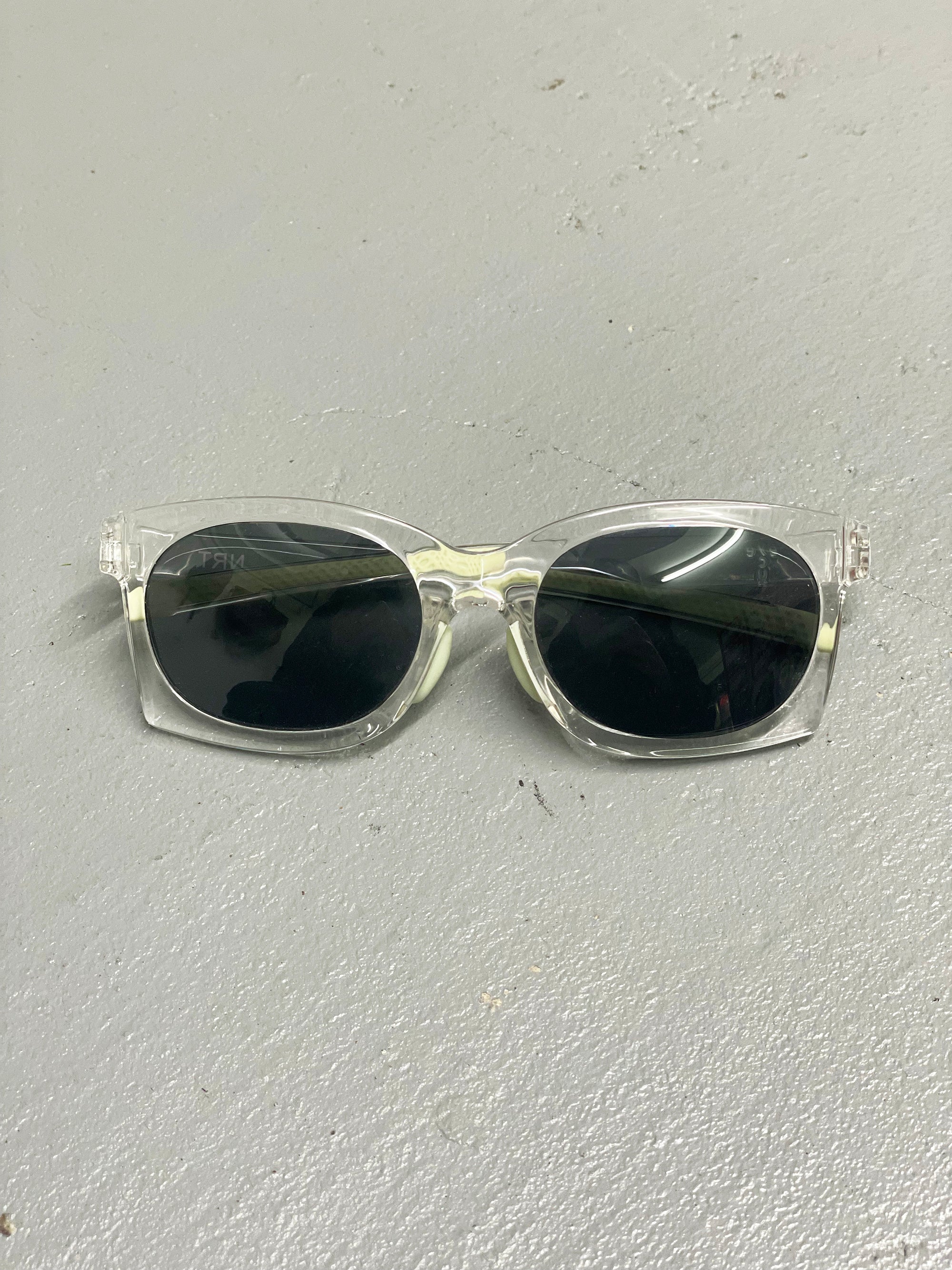 NRT CL100 (CLEAR)