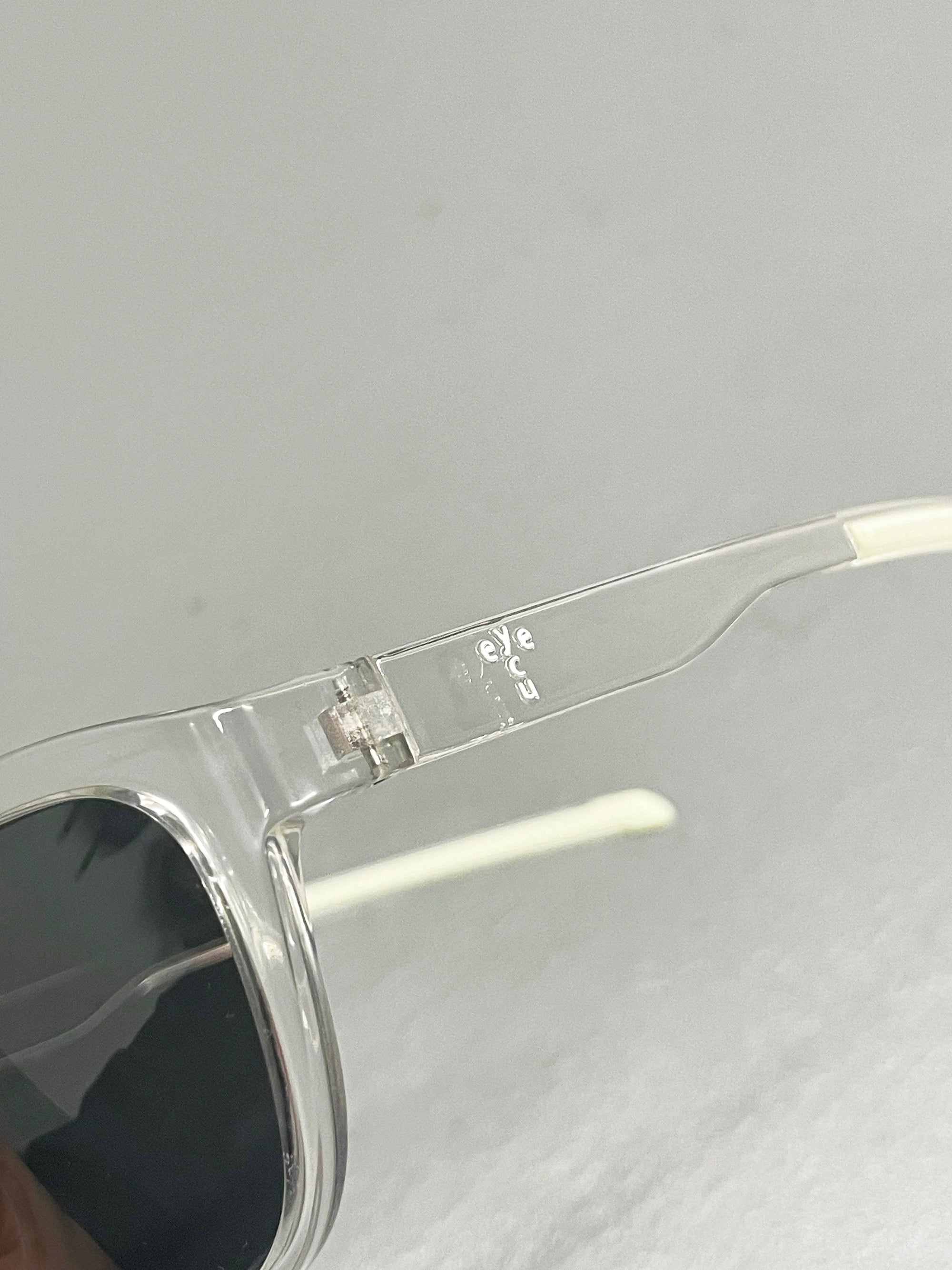 YVR CL100 (CLEAR)